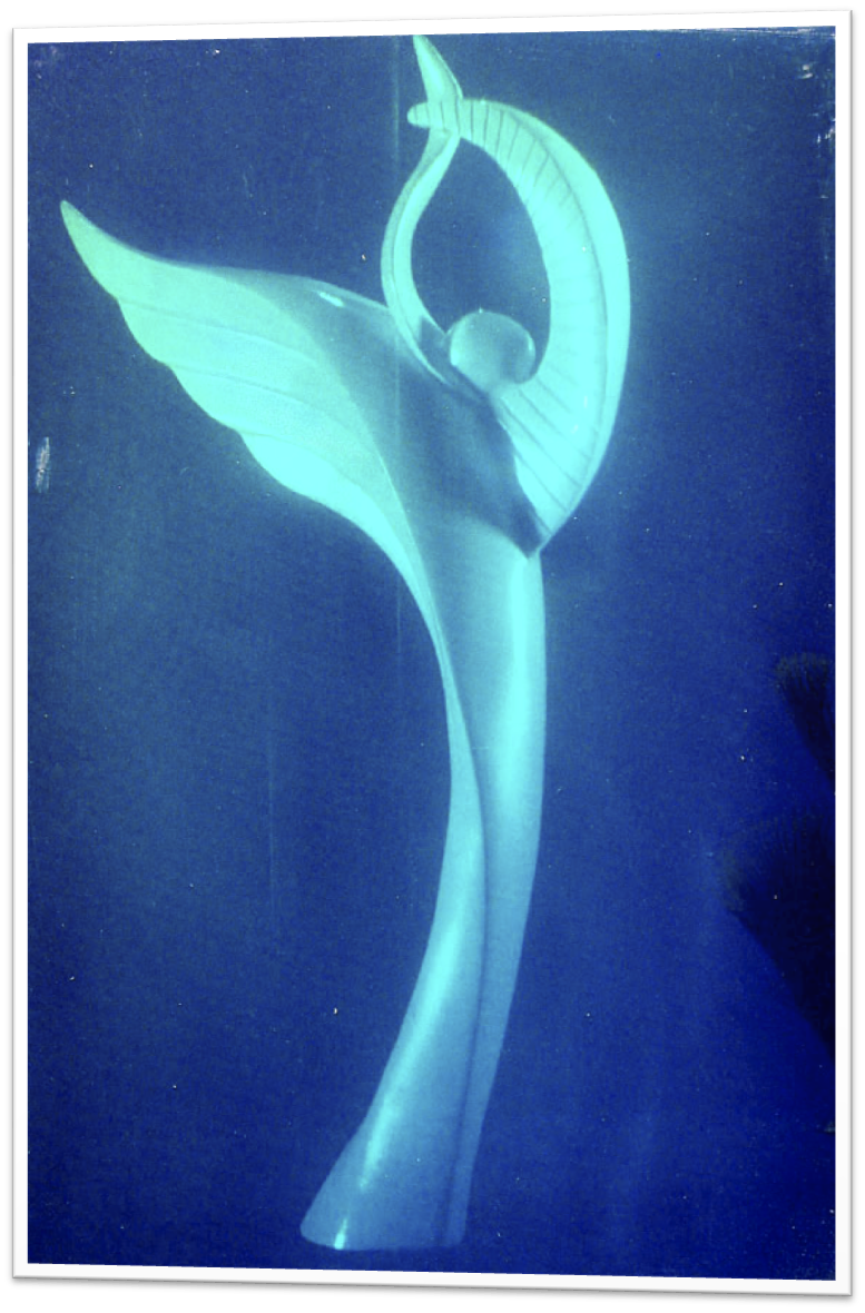 3D blue holographic image by sculptor Eileen Borgeson[http://www.eileenborgeson.com/default.htm